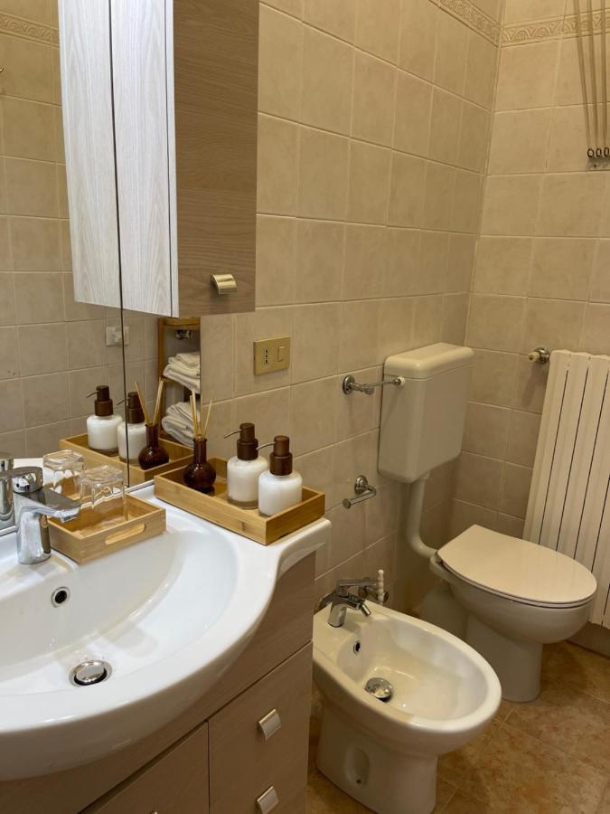 Oxalis Apartment Болоня Екстериор снимка